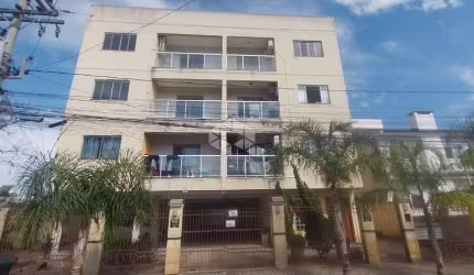 Apartamento à venda com 2 quartos, 1 vaga, bairro Alvorada em Guaíba