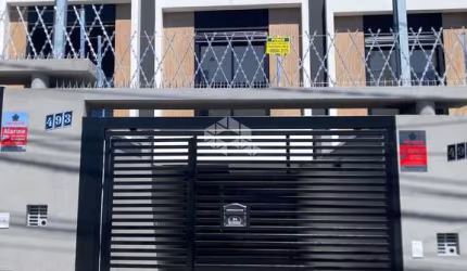 CASA A VENDA COM 2 SUITES EM ARTHUR ALVIM