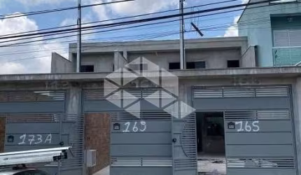 SOBRADO NA VILA RÉ COM 3 QUARTOS