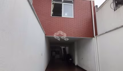 SOBRADO NA VILA MATILDE COM 3 DORMITÓRIOS