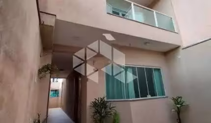 SOBRADO NA PENHA COM 3 DORMITÓRIOS E 2 VAGAS