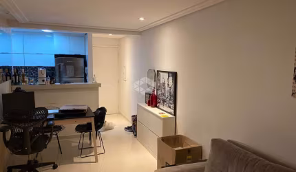 APARTAMENTO NA VILA ARICANDUVA COM 2 DORMITÓRIOS