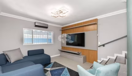 SOBRADO EM INDIANOPOLIS COM 3 DORMITÓRIOS E UMA SUITE