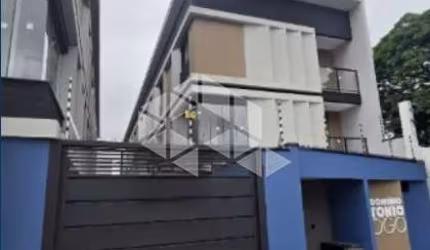 SOBRADO DE CONDOMINIO NA VILA RÉ COM 2 DORMITORIOS SENDO 1 SUITE E 1 VAGA!