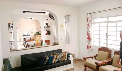 CASA TÉRREA NA MOOCA - COM EDÍCULA