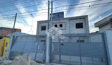 SOBRADO EM ITAQUERA COM 2 SUITES E 2 VAGAS