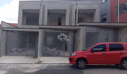 SOBRADO COM 3 SUÍTES - VILA GRANADA
