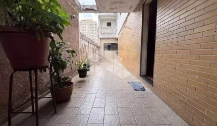 Casa à Venda na Rua Benedito Coelho Neto, Itaquera, São Paulo