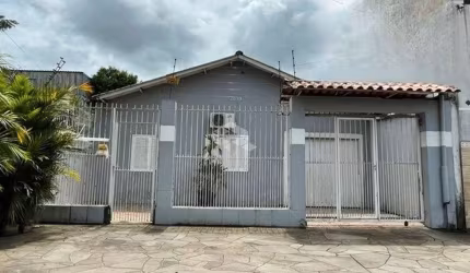 Casa 144m² 02 dormitórios 03 vagas cobertas no Bairro Harmonia, em Canoas