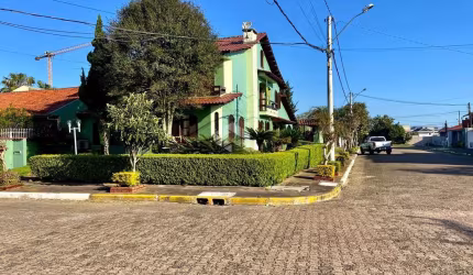Casa 4 dormitórios no bairro igara