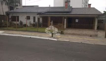 Casa 3 dormitórios bairro Harmonia Canoas/RS.