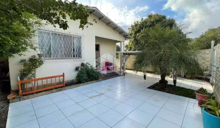 Casa térrea com 3 dormitórios, no bairro Igara em canoas/RS.