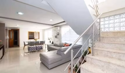 Casa com 4 dormitórios no bairro São José