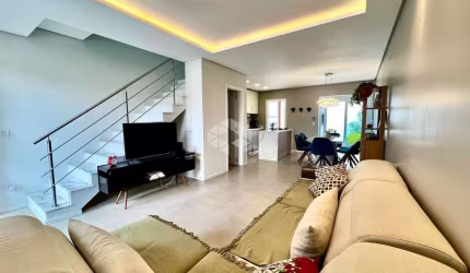 Sobrado com 3 dormitórios, sendo 1 suíte no bairro Igara- Canoas/RS