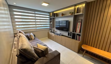 Apartamento 3 dormitórios sendo 1 suíte e vaga para 1 carro coberto.