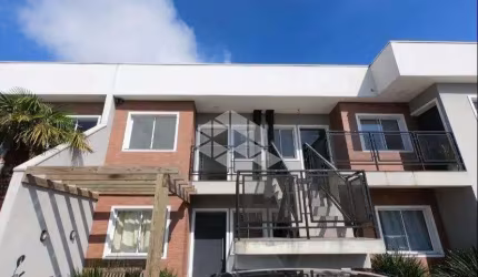 Apartamento 2 dormitórios Bairro Olaria em condomínio fechado