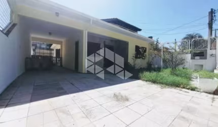 Casa com 2 dormitórios com suíte no bairro Nossa Senhora Das Graças