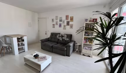 Apartamento com sacada e churrasqueira 53m² 2 dormitórios, 01 vaga, no Bairro Igara em Canoas