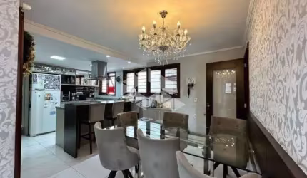 Casa com 4 Quartos e 1 banheiro à Venda, 247 m² por R$ 905.000