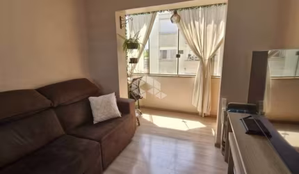 Apartamento no 3º andar, com 2 dormitórios, 2 banheiros, 1 vaga coberta, de 60m² no Nossa Senhora das Graças.