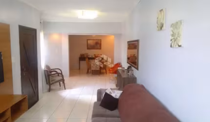 Casa com 2 dormitórios, 1 suíte, no Bairro Moinhos de Vento, Canoas.