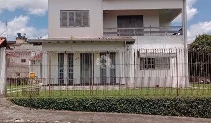 Sobrado com 3 Dormitórios, a venda no bairro Santo Inácio, Esteio-RS
