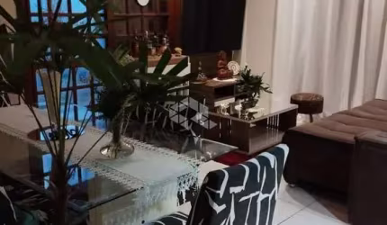 Casa com 3 dormitórios,  bairro Piratini, Sapucaia do Sul