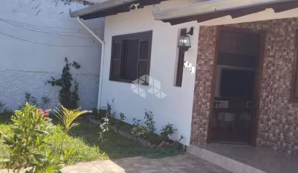 Excelente Casa 3 dormitórios/Quarto Bairro Harmonia em Canoas
