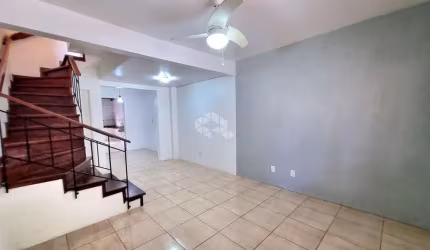 Casa em condomínio 2 dormitórios Bairro Rio Branco Canoas com 2 vagas