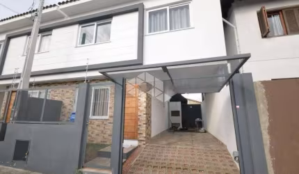 Casa sobrado com 3 dormitórios sendo 1 suite no Bairro Estancia Velha em Canoas /RS