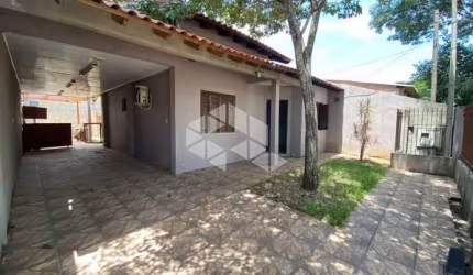 Casa térrea, desocupada, 65m² privativos 02 dormitórios, 03 vagas no Bairro São José em Canoas