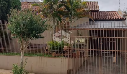 Casa térrea 3 dormitórios 125m² Moinhos de Vento Canoas