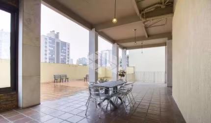 Apartamento 3 dormitórios c/ dependência de empregada e  garagem no bairro Auxiliadora