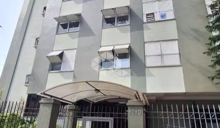 Apartamento de 1 quarto mobiliado com elevador e infra na Cidade Baixa próximo a Redenção, UFRGS e hospitais Santa Casa e Clinicas