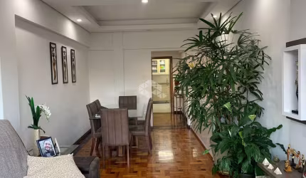 Apartamento de 3 dormitórios, com 2 suítes e uma vaga no bairro Petrópolis
