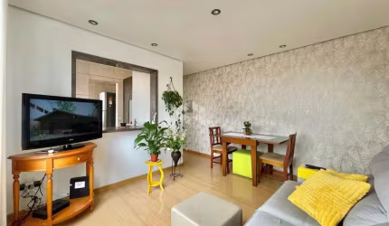 Apartamento de 2 dormitórios com elevador e garagem no Menino Deus próximo do Shopping Praia de Belas e Orla do Guaíba