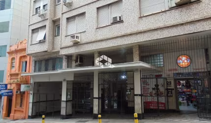 Apartamento  Reformado, pronto para morar, bem  próximo do complexo Hospitalar Santa Casa