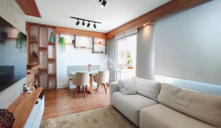 Apartamento 3 Dormitorios sendo 1 suite com vaga de garagem, no Bairro Humaita