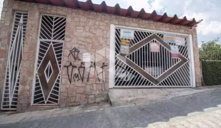 Grande oportunidade na Vila Madalena - Duas casas no mesmo terreno