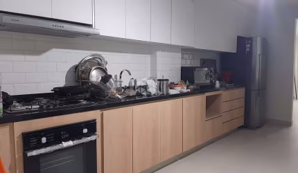Casa à venda com 298m², 3 quartos e 1 vaga