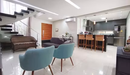 Casa de 3 Dormitorios com 2 Vagas cobertas em Gravatai