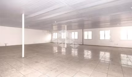 Deposito com 12 Vagas de Garagem no Bairro Floresta, em Porto Alegre