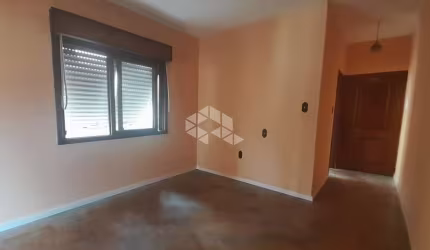 Apartamento 2 Dormitórios no Bairro São Geraldo, em Porto Alegre.