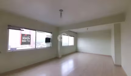 Apartamento 3 dormitórios, suíte, elevador, no bairro Santana, em Porto Alegre. Aceita financiamento e FGTS.