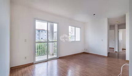 Apartamento á venda de 3 dormitórios(1 suíte) e 1 vaga de garagem no bairro Humaitá.