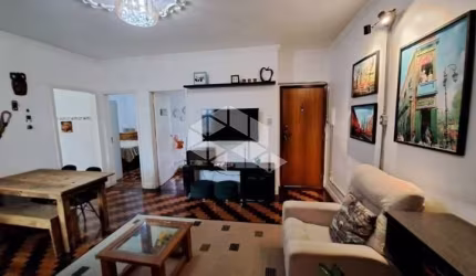 Apartamento de 2 Dormitorios no Bairro São João, em Porto Alegre