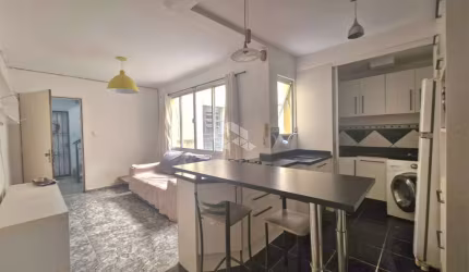 Apartamento 1 dormitório, mobiliado, reformado no bairro Navegantes, em Porto Alegre.