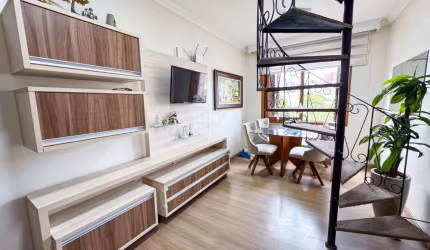 Cobertura Duplex no Bairro Partenon com Terraço, Piscina e Duas Vagas  146 m²