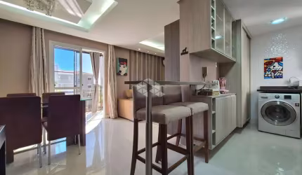 Apartamento de 2 dormitórios e 1 vaga de garagem, no bairro Humaitá, em Porto Alegre.
