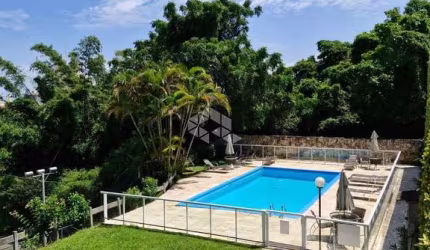 APARTAMENTO COM 3 DORMITÓRIOS NO BAIRRO COQUEIROS - FLORIANOPOLIS/SC.